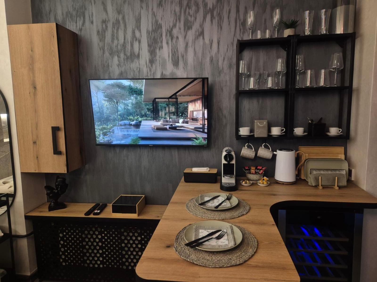Biblioteka Spa Suite Belgrade Luaran gambar